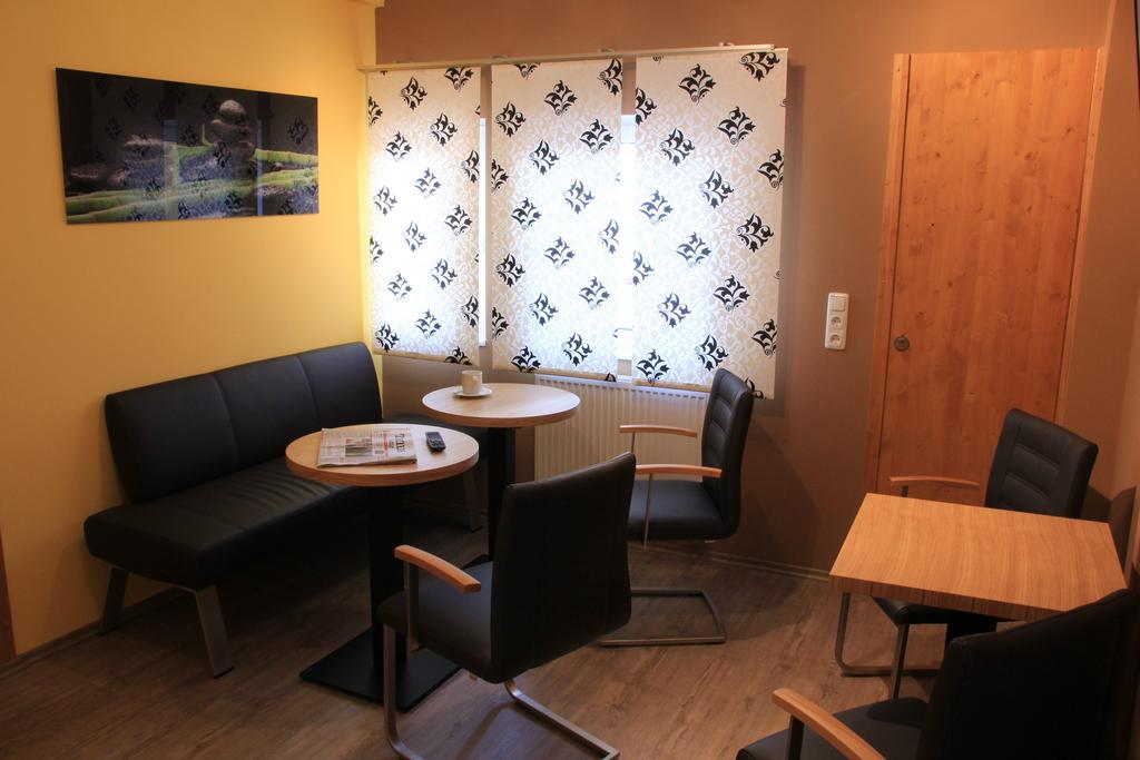 达姆施塔特霍夫城堡酒店 巴特洪堡 外观 照片